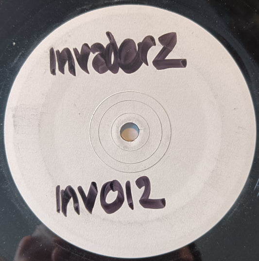 Invaderz - The Source (Break Remix) / So Low (Marky, Bungle & XRS Remix) - Invaderz Transmissions (12")